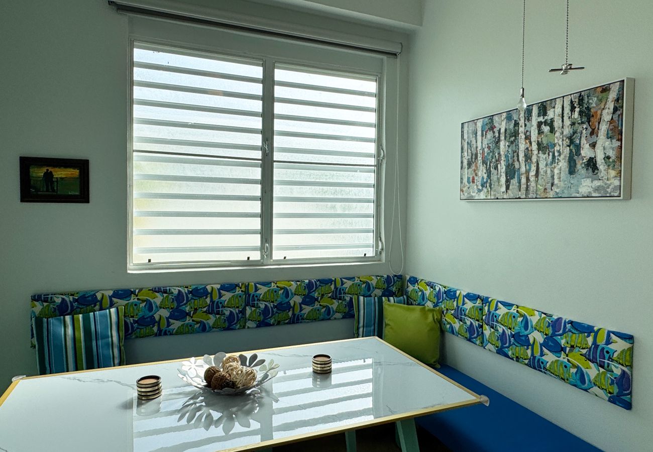 Apartamento en San Juan - Condado Group Stay | Large 4-BR Near Everything