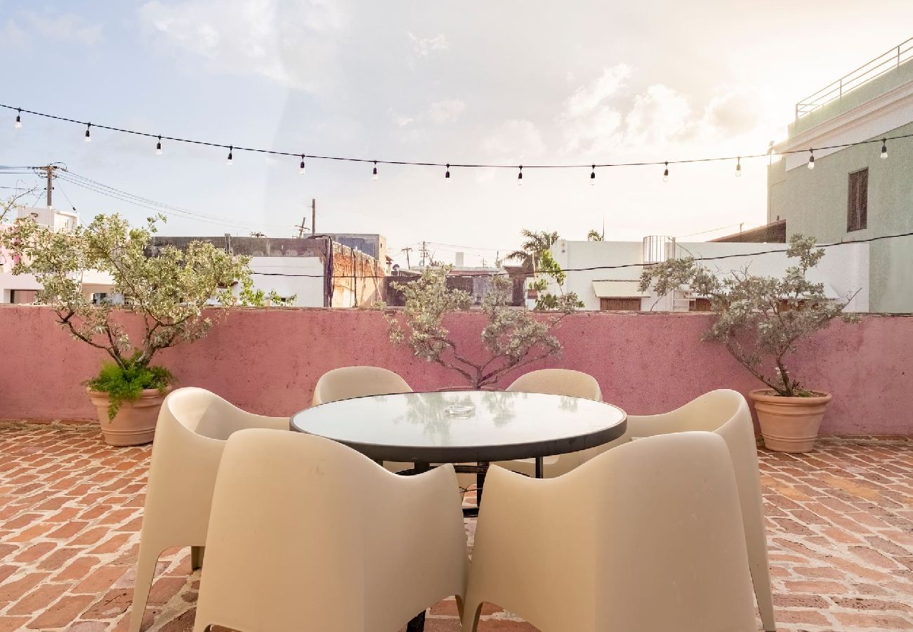 Apartamento en San Juan - Center of Old San Juan with Rooftop Garden 