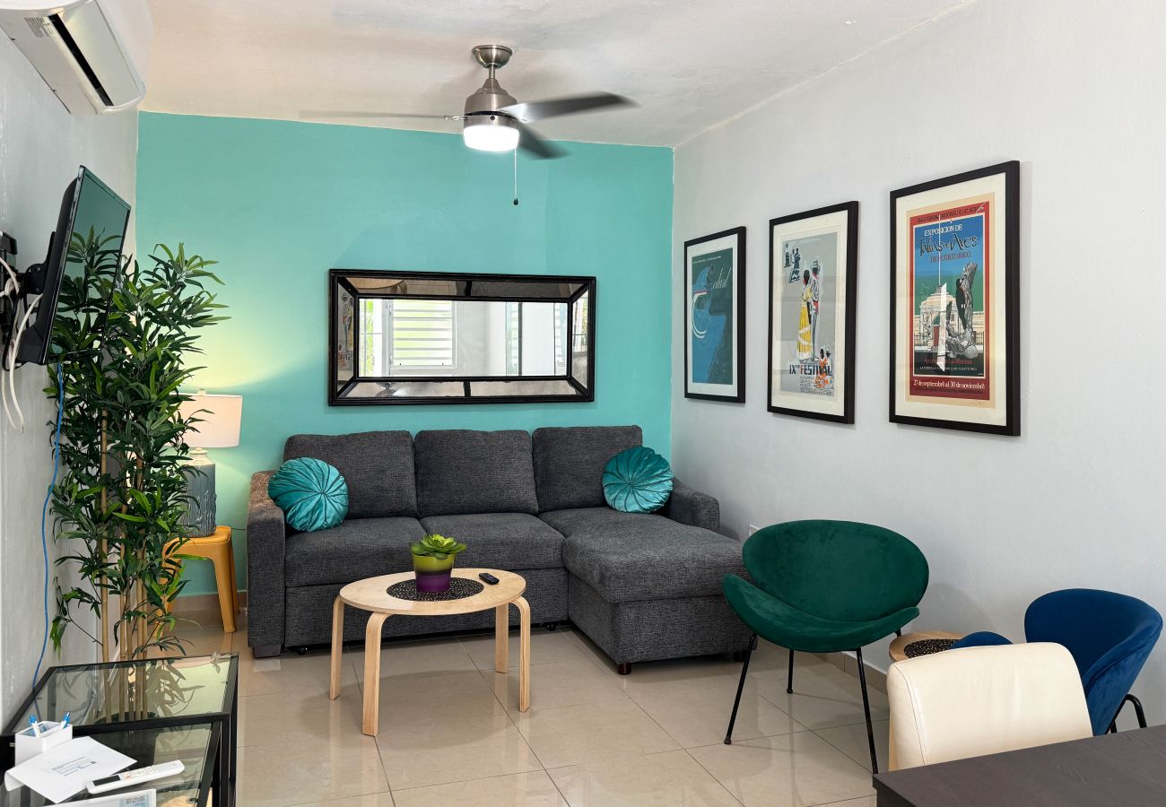 Apartamento en San Juan - Condado Escape | Updated 1BR/1BA, Walk to Beach