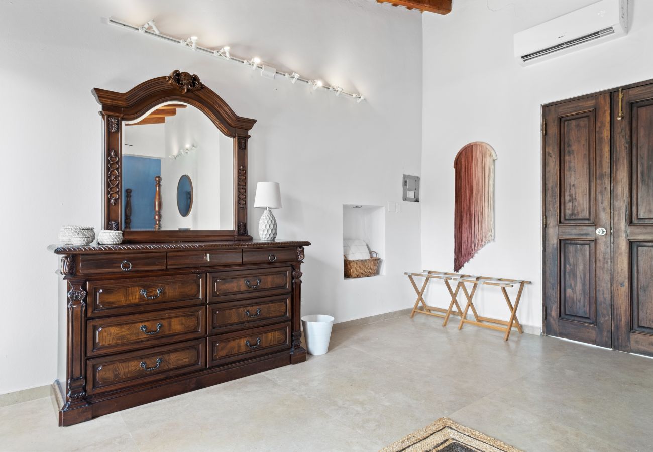 Casa en San Juan - Tizol Historic Building: 8BR in Old San Juan