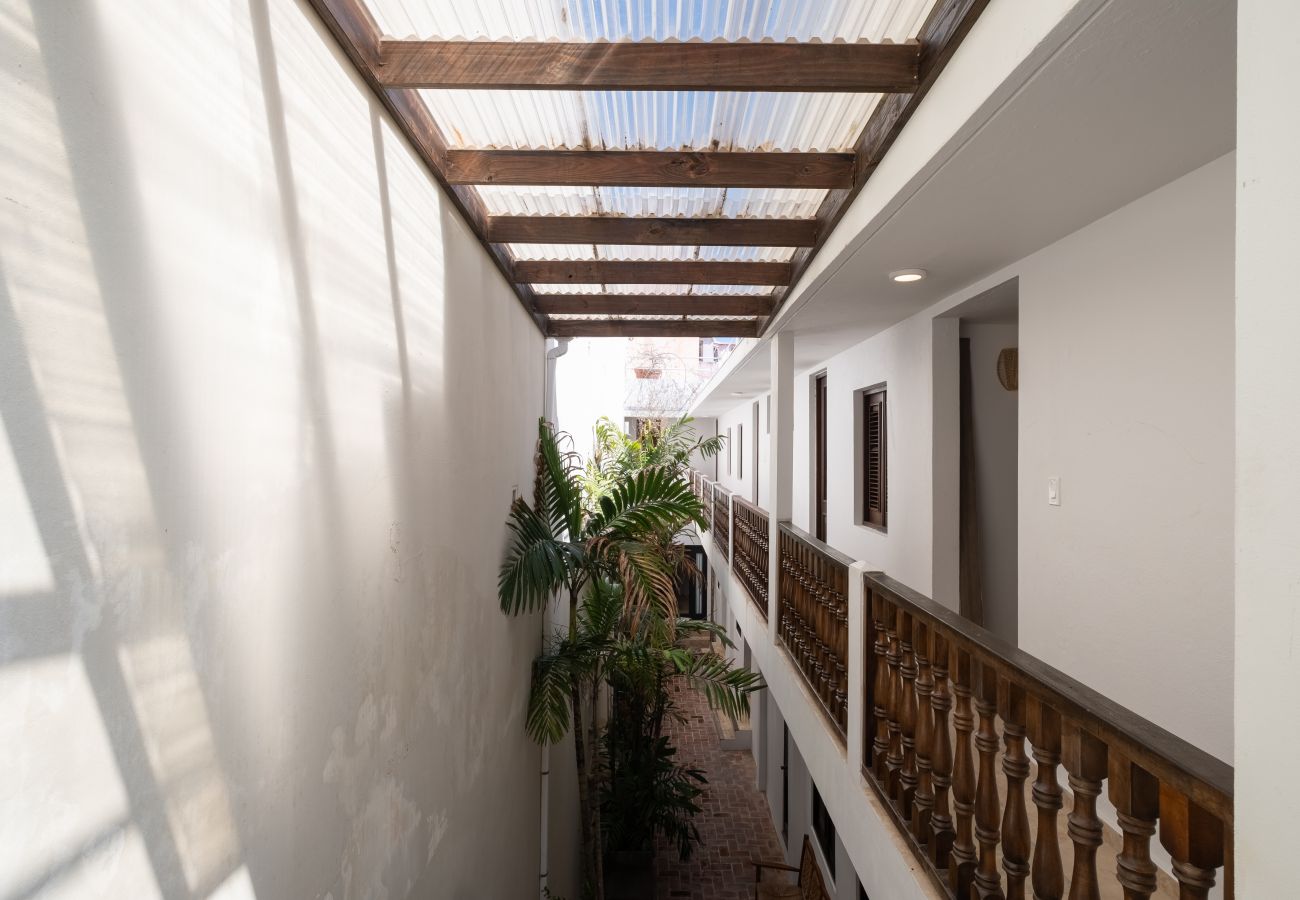 Casa en San Juan - Tizol Historic Building: 8BR in Old San Juan