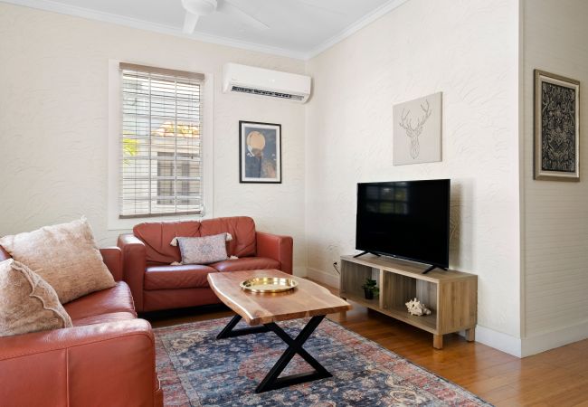 Apartamento en Santurce - Breezy beach apt, steps to the sand! Full AC + Generator