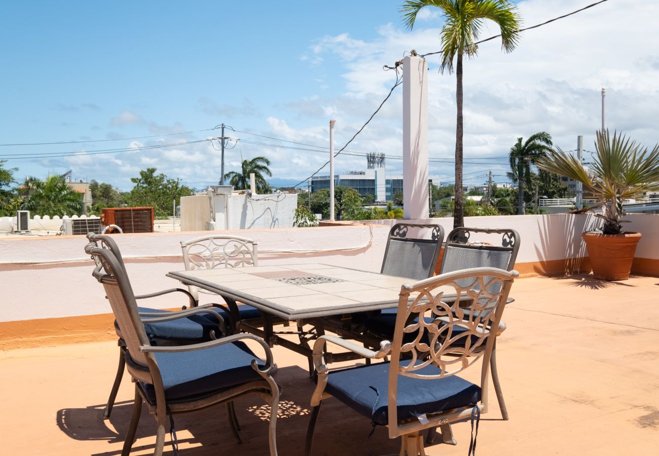 Apartamento en Santurce - Beachside, Private Rooftop w/ Generator 