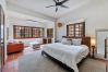Casa en Santurce - Coastal Comfort: Spanish Villa Steps from the Sand