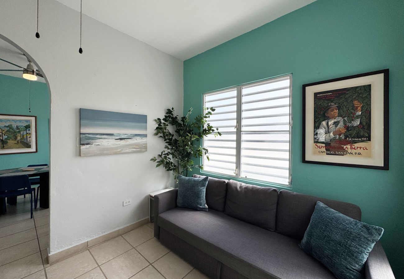 Apartamento en San Juan - Condado 4BR/2BA Rooftop, Patios & Walk to Hotspots