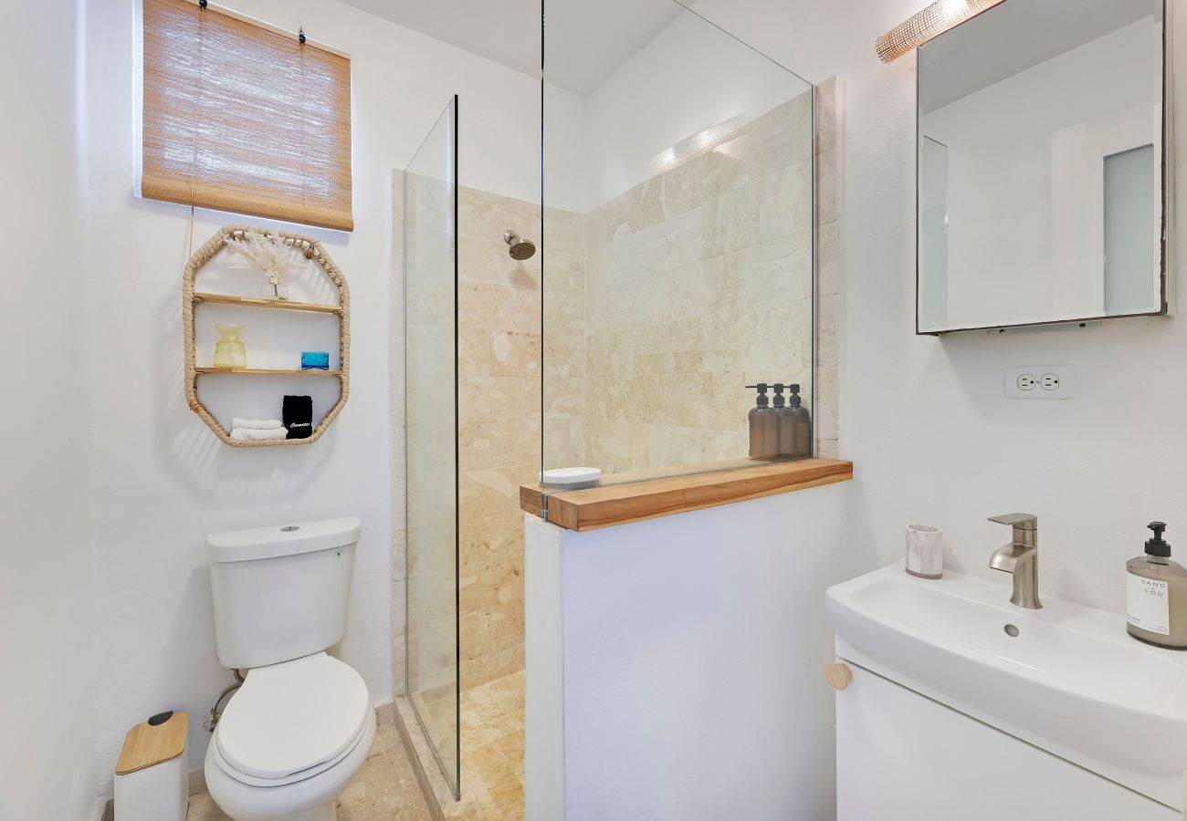 Apartamento en San Juan - Boho Oasis by the Beach