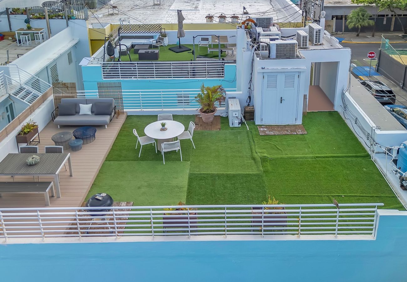 Apartamento en San Juan - Boho Oasis by the Beach