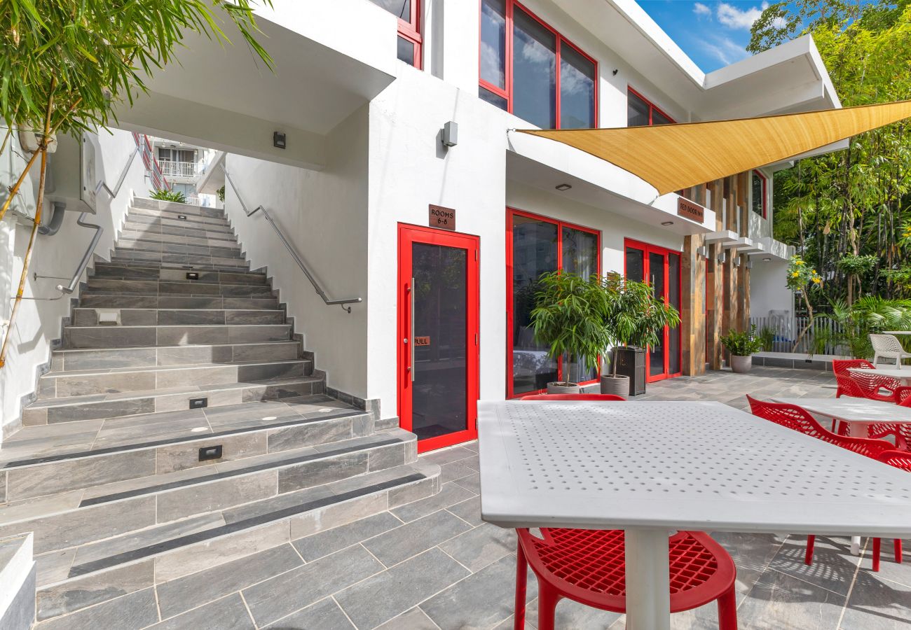 Alquiler por habitaciones en San Juan - Twin Single | Red Door Inn | 