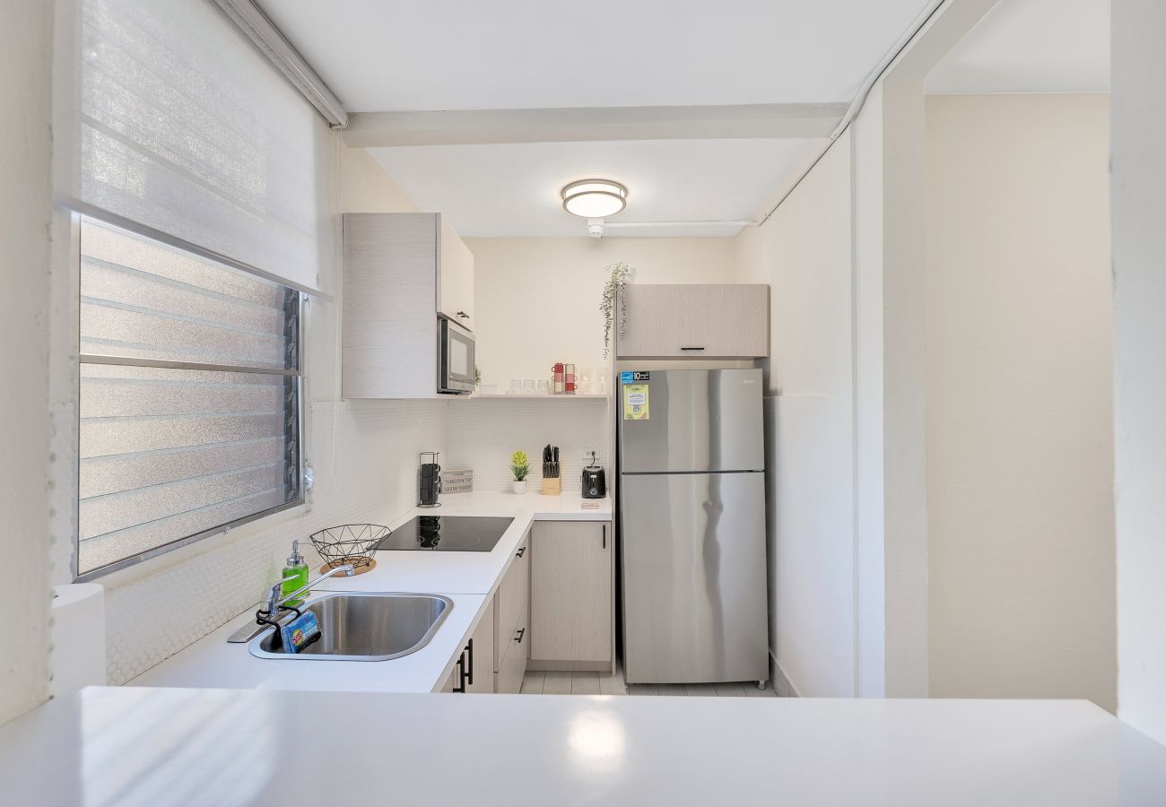 Apartamento en San Juan - Encantador apartamento de 2 habitaciones con balcón y planta eléctrica en San Juan