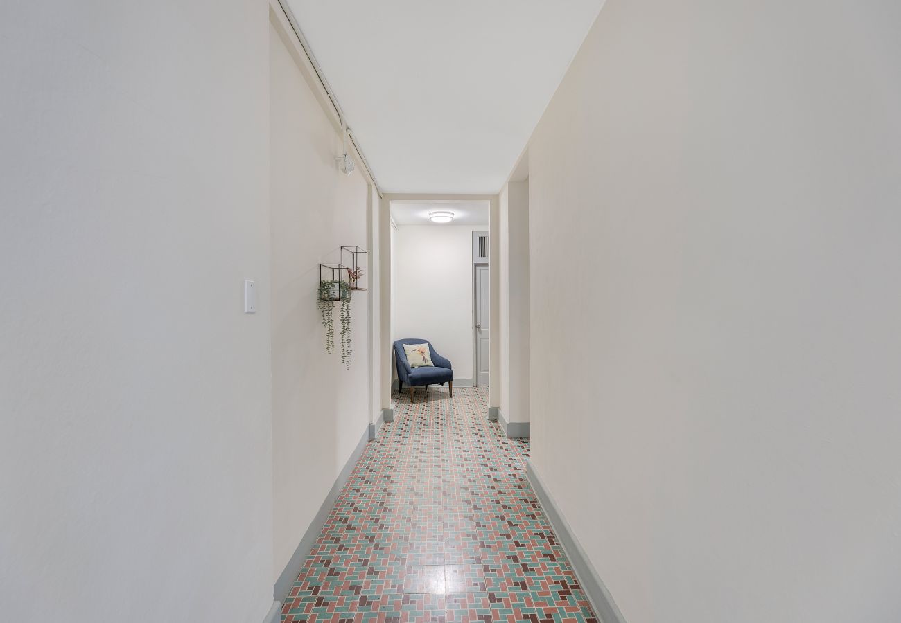 Apartamento en San Juan - Encantador apartamento de 2 habitaciones con balcón y planta eléctrica en San Juan