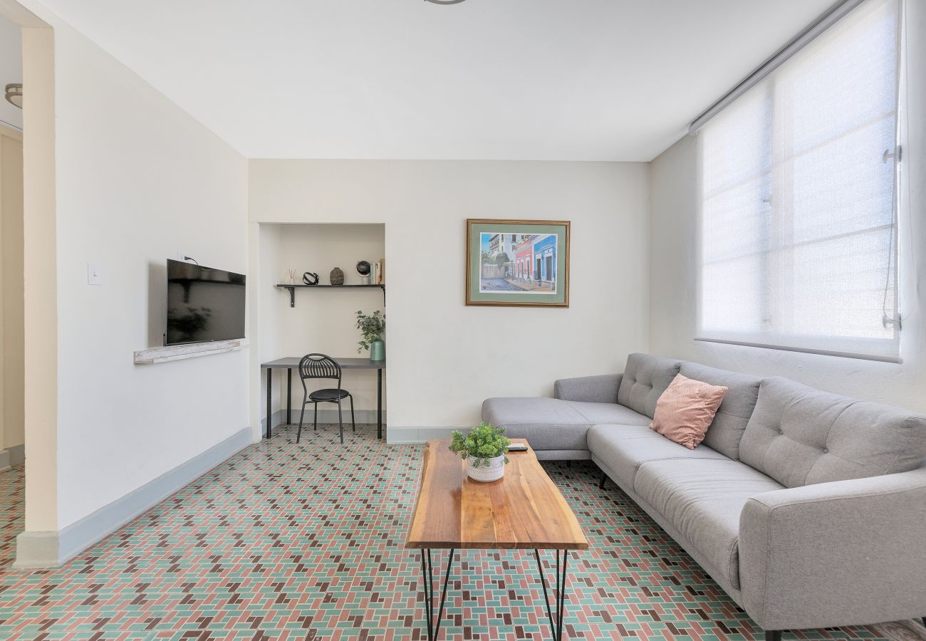 Apartamento en San Juan - Encantador apartamento de 2 habitaciones con balcón y planta eléctrica en San Juan
