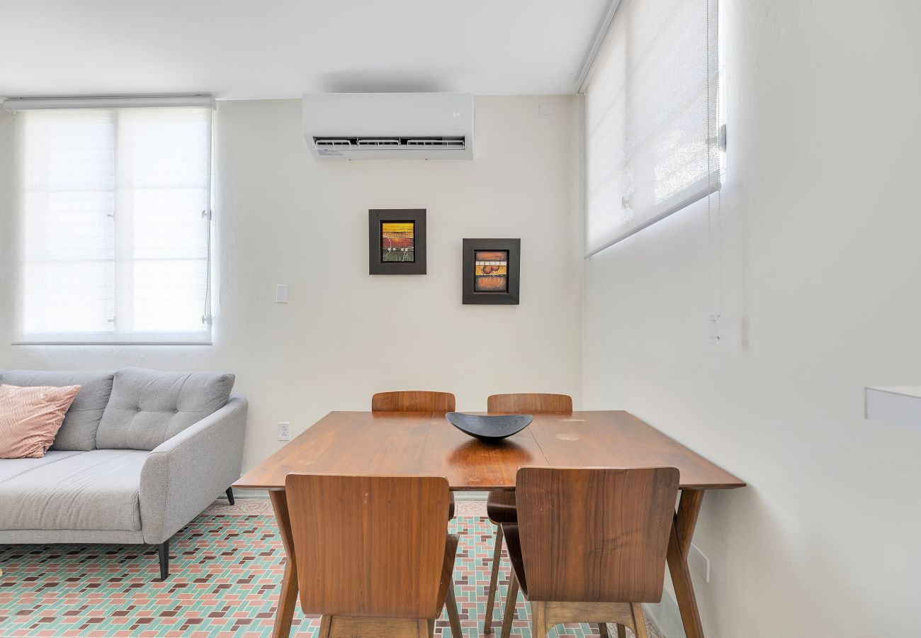 Apartamento en San Juan - Encantador apartamento de 2 habitaciones con balcón y planta eléctrica en San Juan