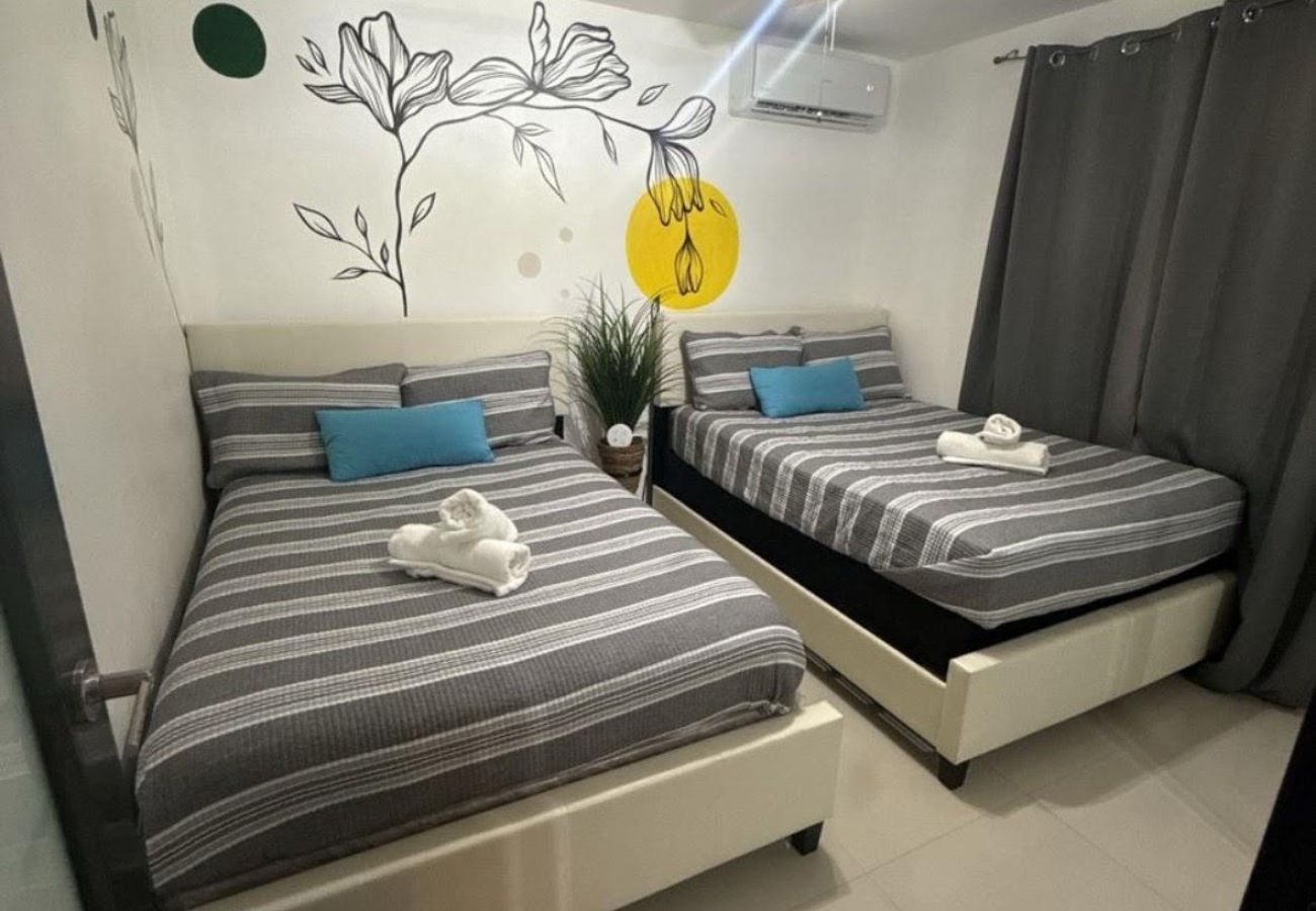 Casa en Vega Baja - Hacienda M&B · Perfecta para Grupos, con Piscina y Patio Espacioso