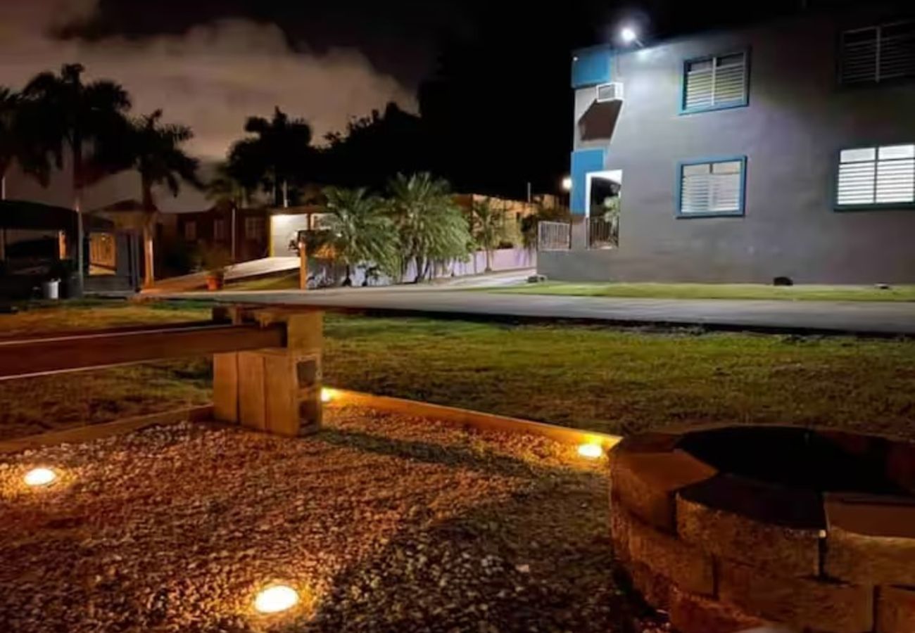 Casa en Vega Baja - Hacienda M&B · Perfecta para Grupos, con Piscina y Patio Espacioso