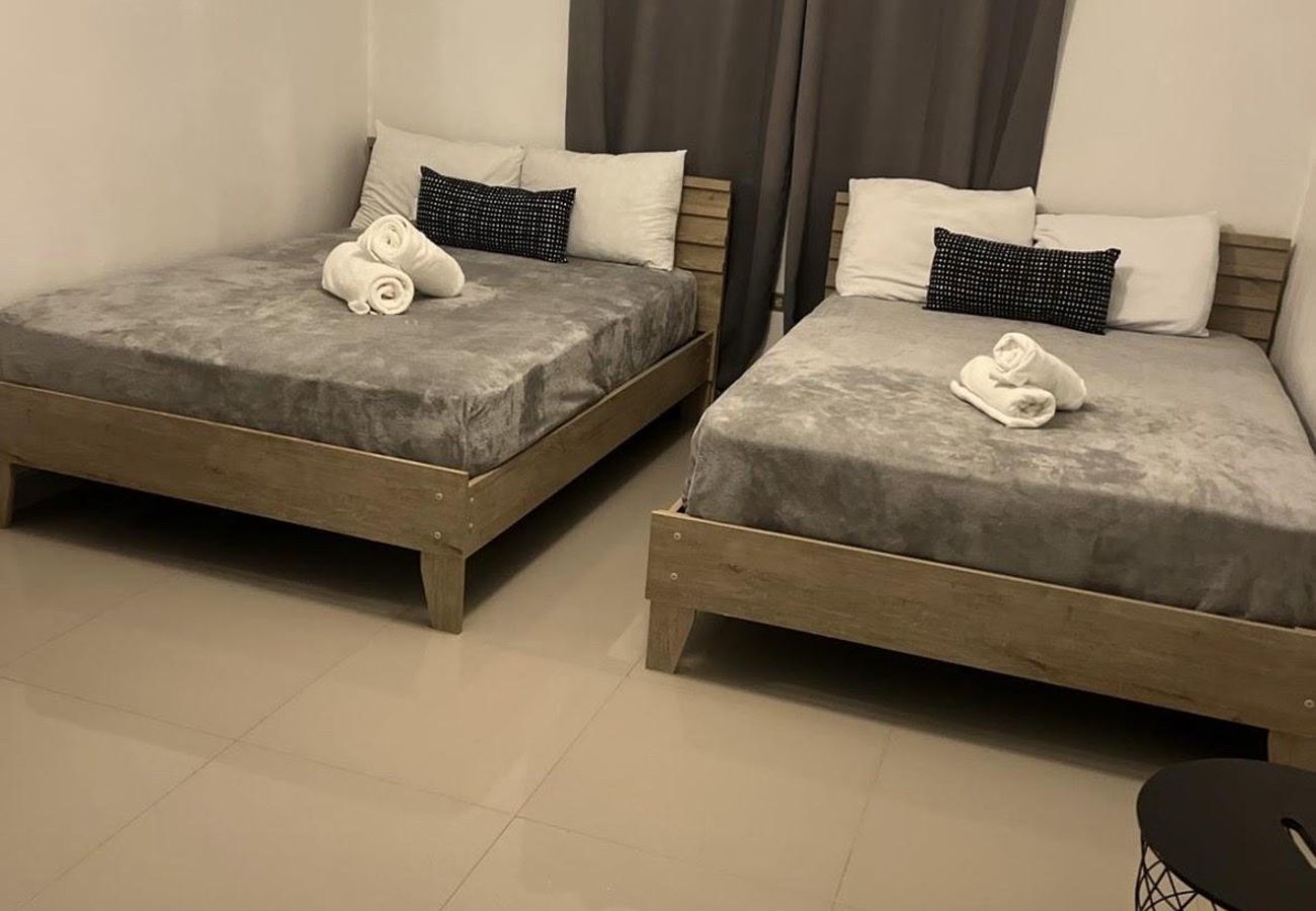 Casa en Vega Baja - Hacienda M&B · Perfecta para Grupos, con Piscina y Patio Espacioso