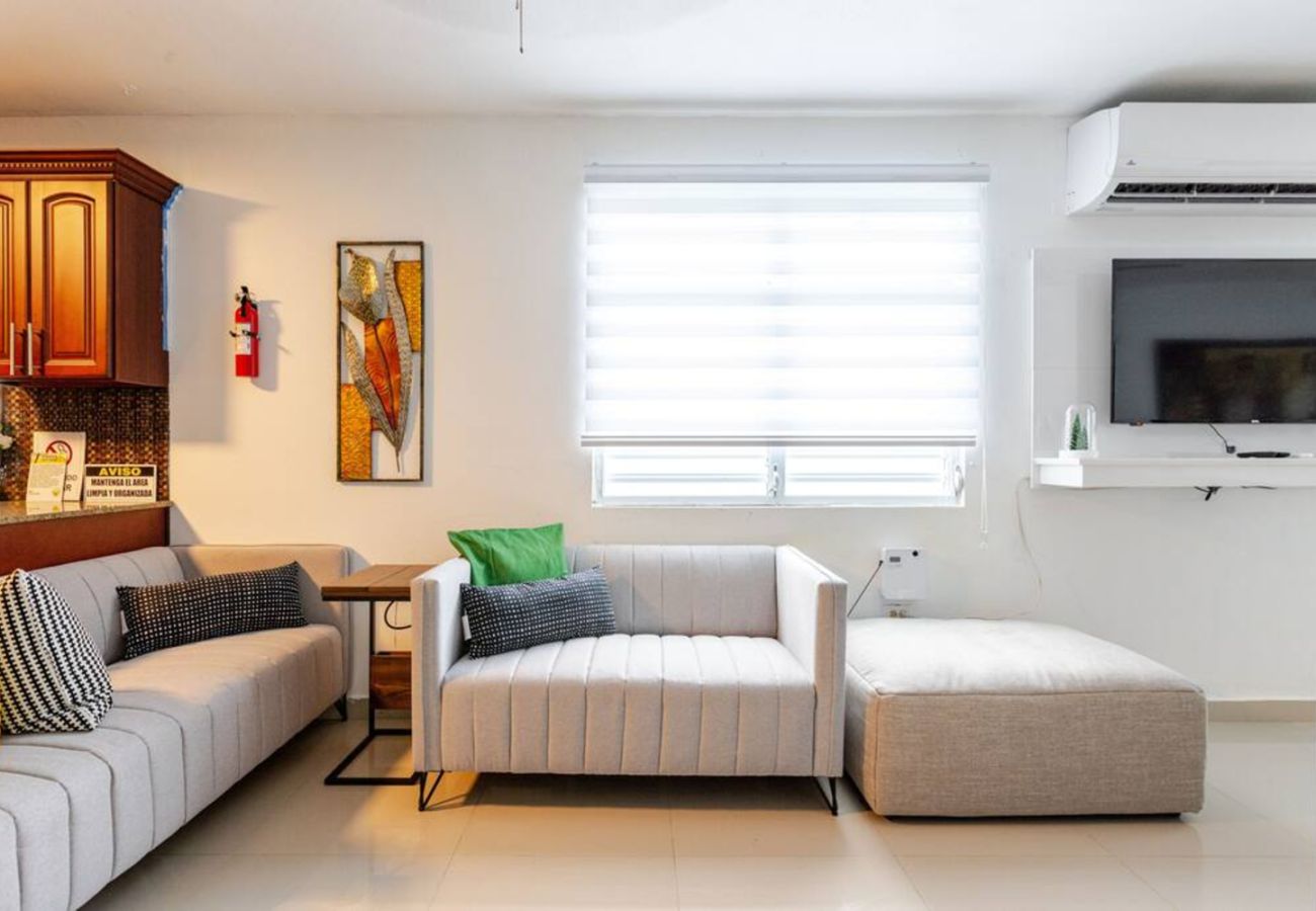 Casa en Vega Baja - Hacienda M&B · Perfecta para Grupos, con Piscina y Patio Espacioso