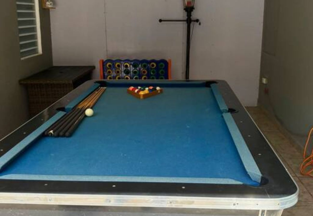 Casa en Vega Baja - Hacienda M&B · Perfecta para Grupos, con Piscina y Patio Espacioso