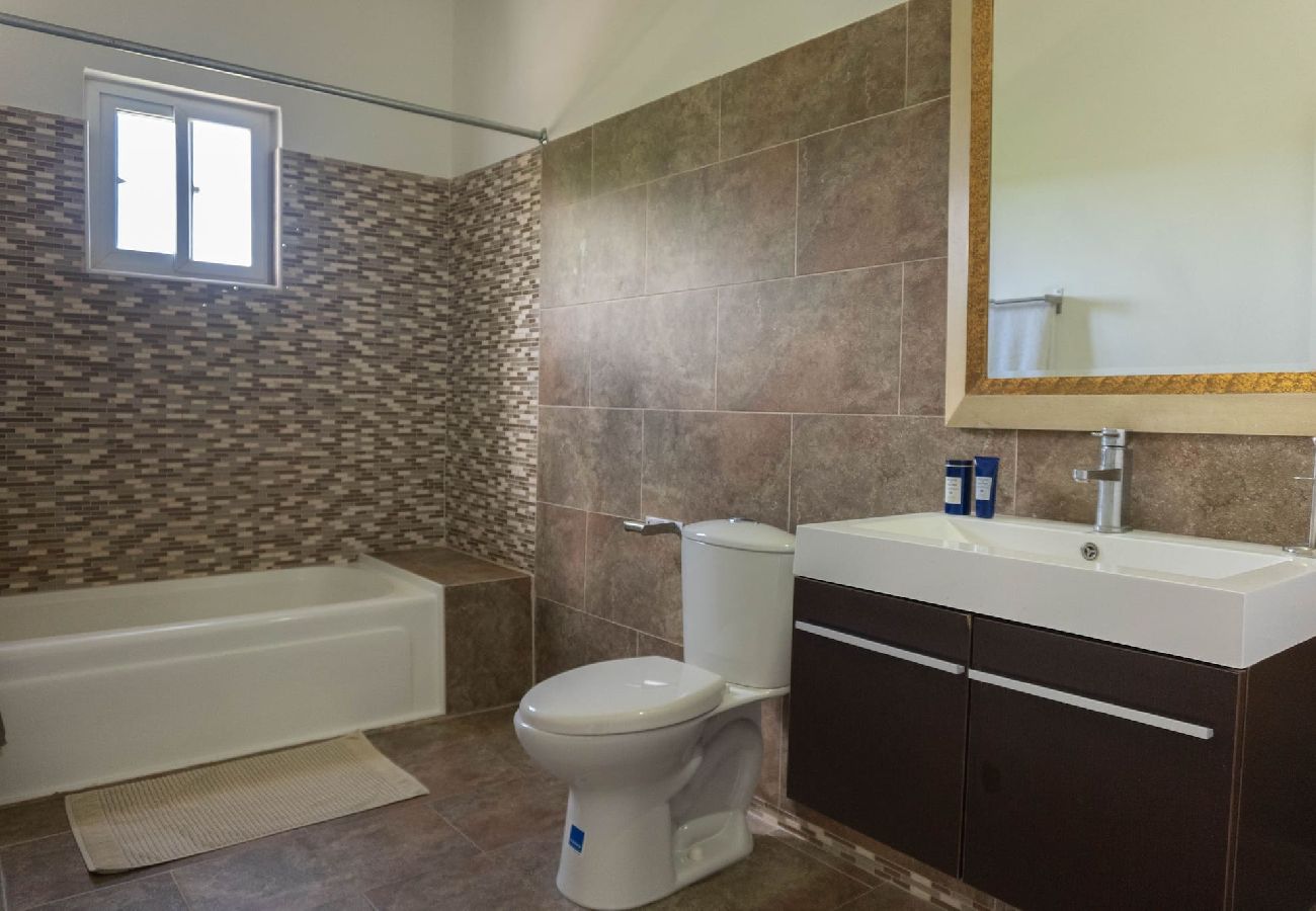 Casa en White House - Spacious 4-Bedroom Penthouse | Stunning sea views! 