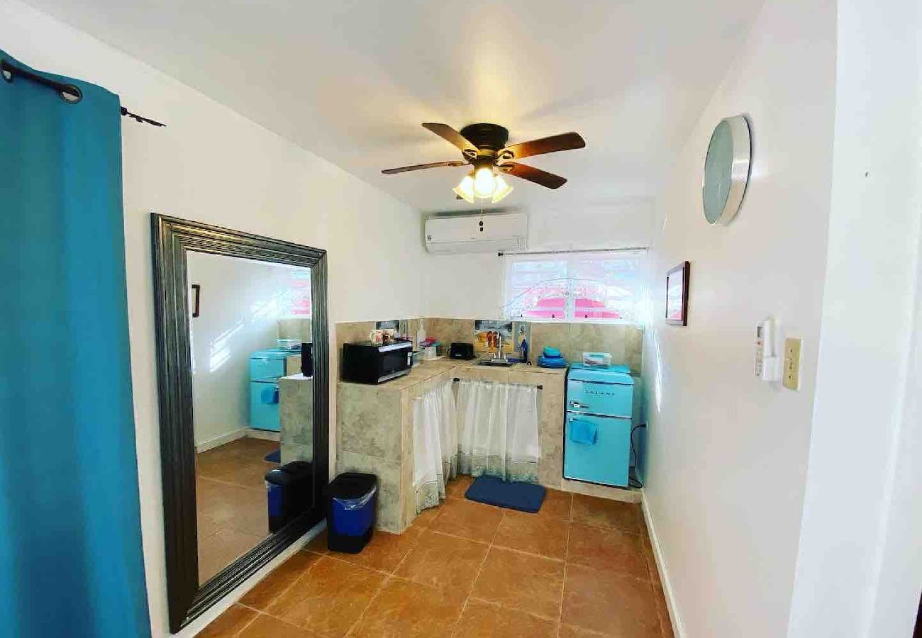 Estudio en Rincon - Estudio encantador junto a Sandy Beach – Económico y privado 