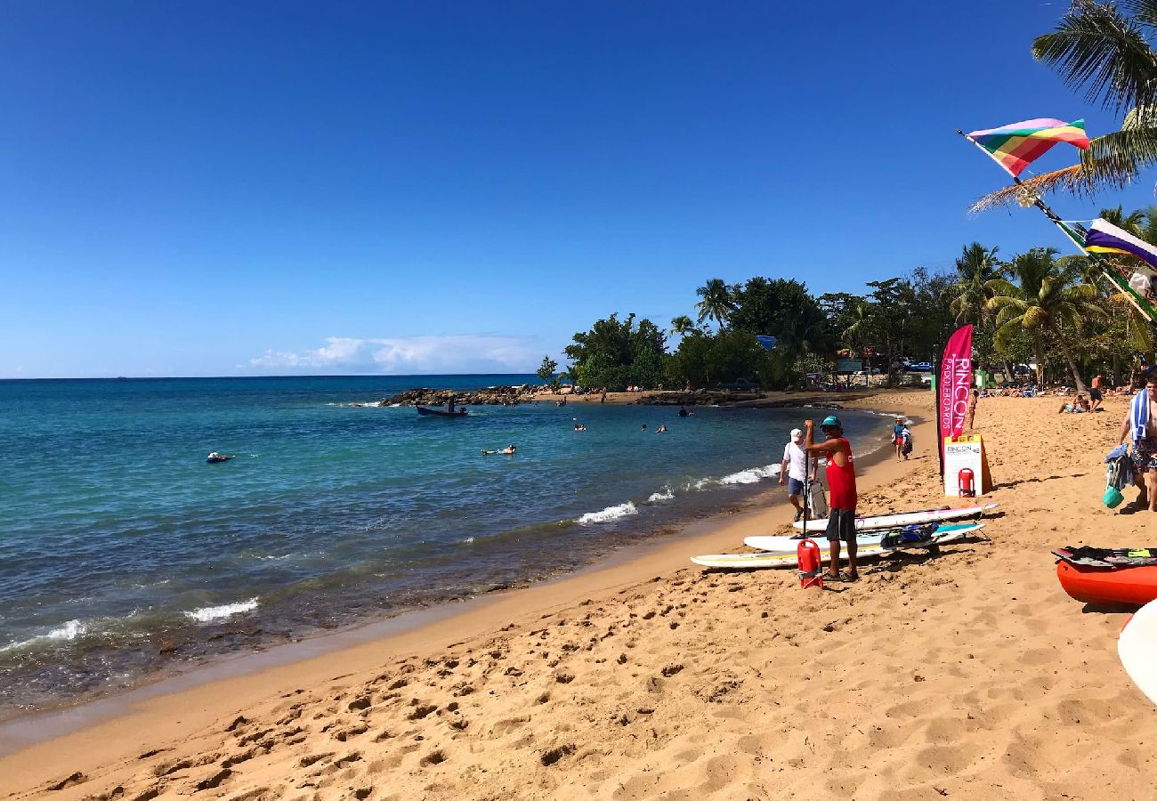 Estudio en Rincon - Estudio de Playa Tranquilo en el Corazón de Puntas