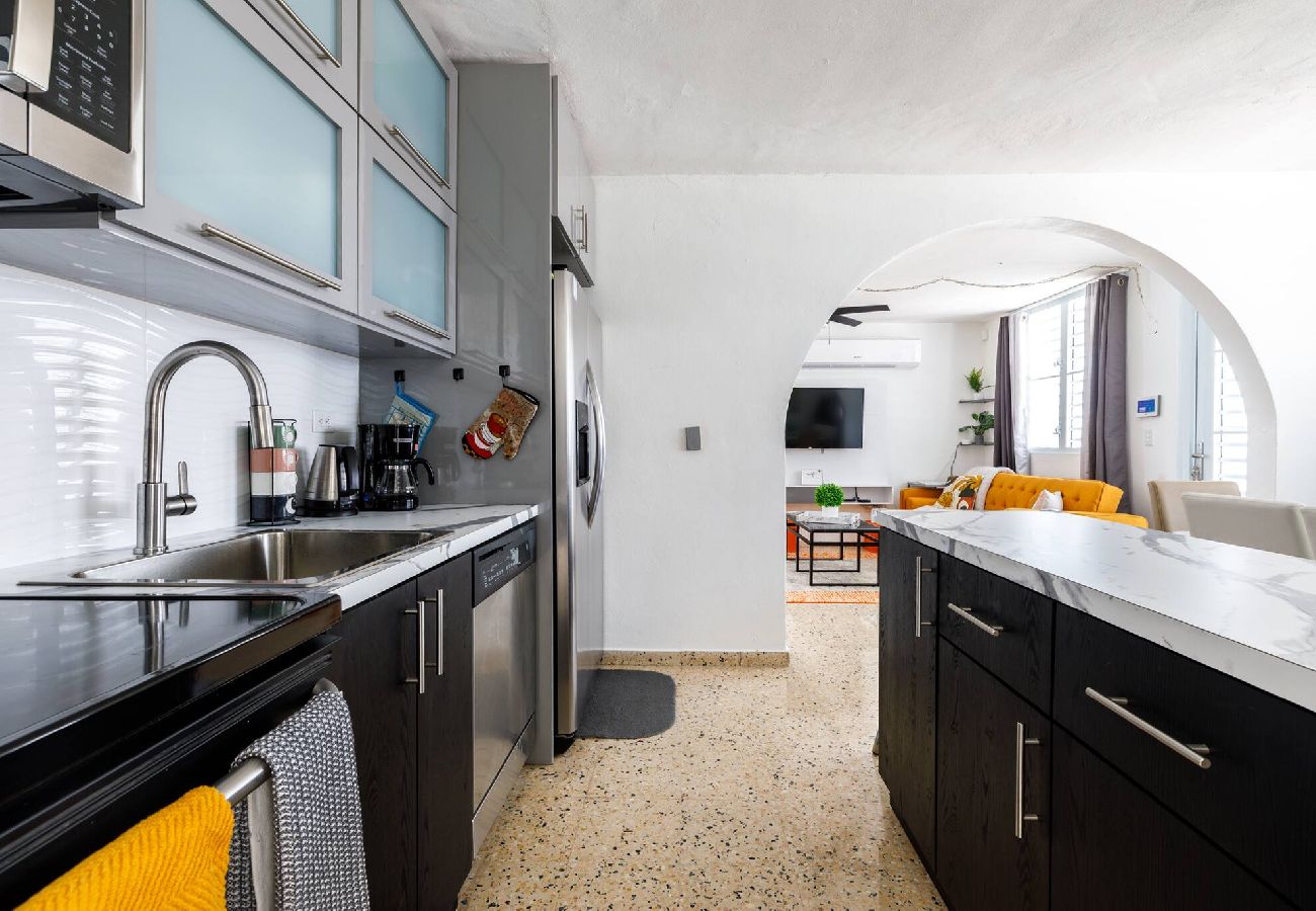 Casa en Ceiba - Stylish 3 Bed/2Bath with Pool & Solar Panels 