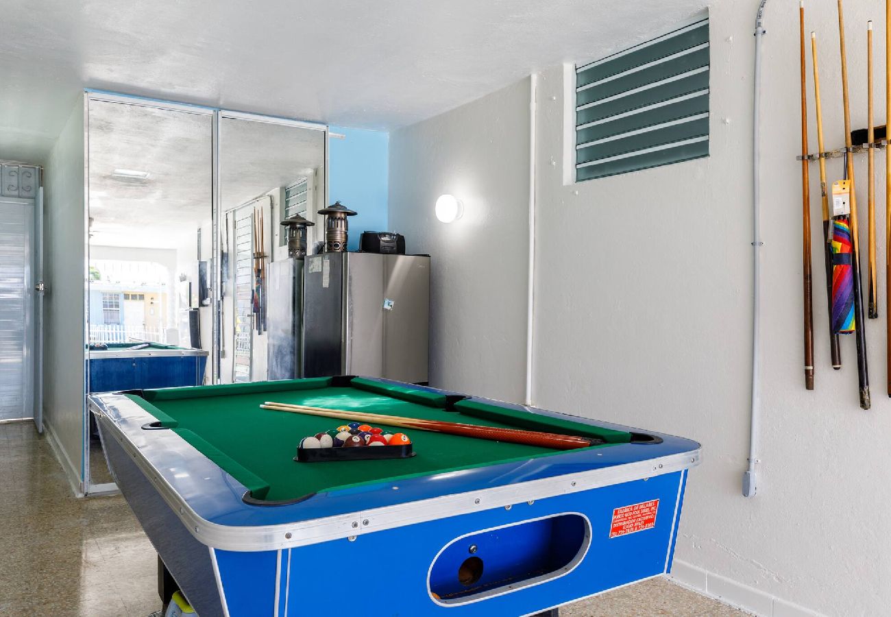 Casa en Ceiba - Stylish 3 Bed/2Bath with Pool & Solar Panels 