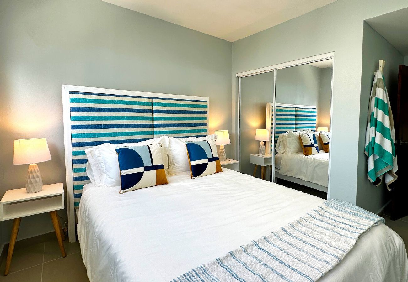Casa en San Juan - Condado Laguna Villa 1 | Spa | 6 Bd 3Ba Generator 