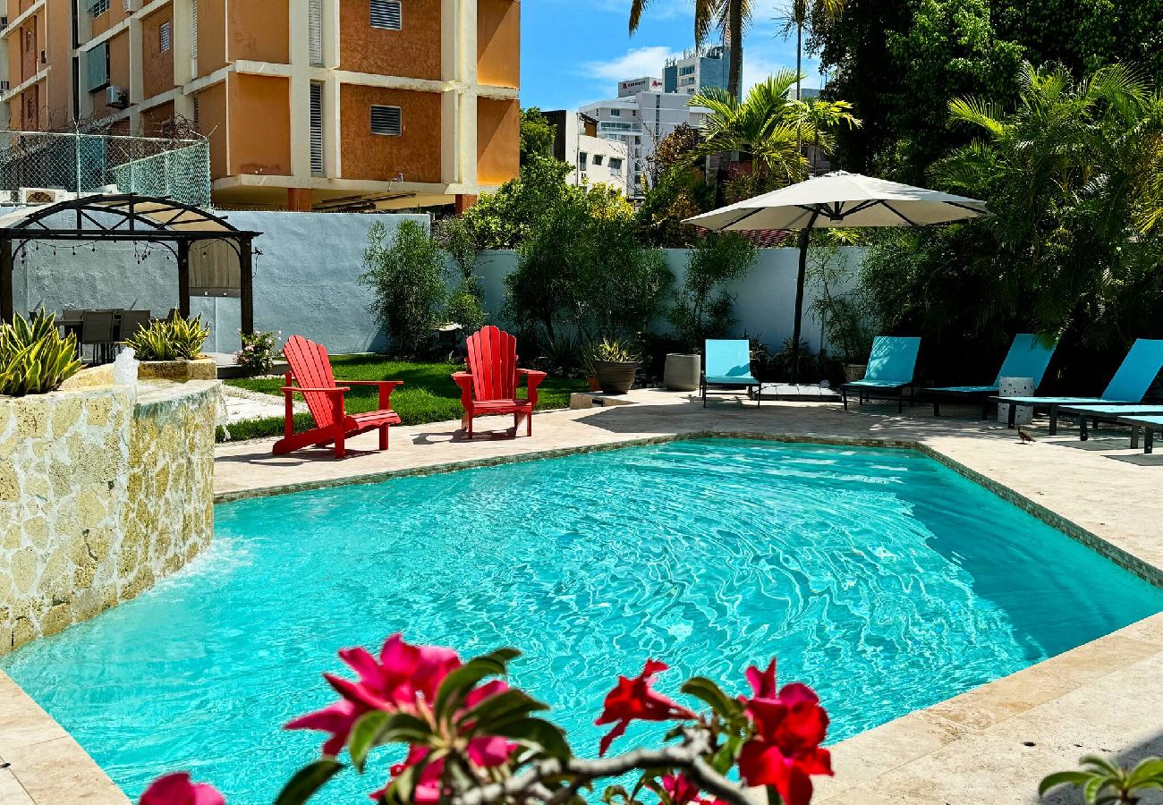 Casa en San Juan - Condado Laguna Villa w/Pool 5 Bd 3 Ba - Generator 