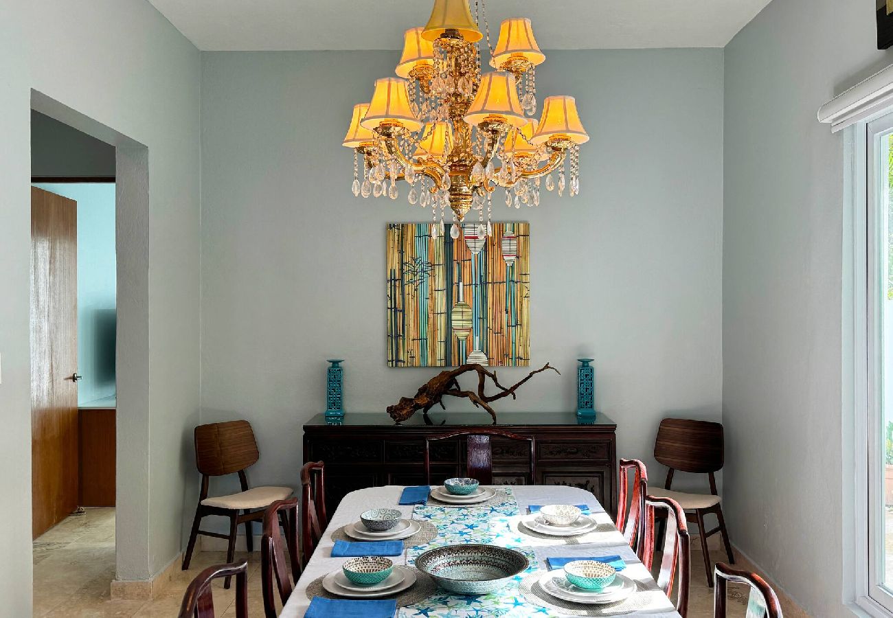 Casa en San Juan - Condado Laguna Villa w/Pool 5 Bd 3 Ba - Generator 