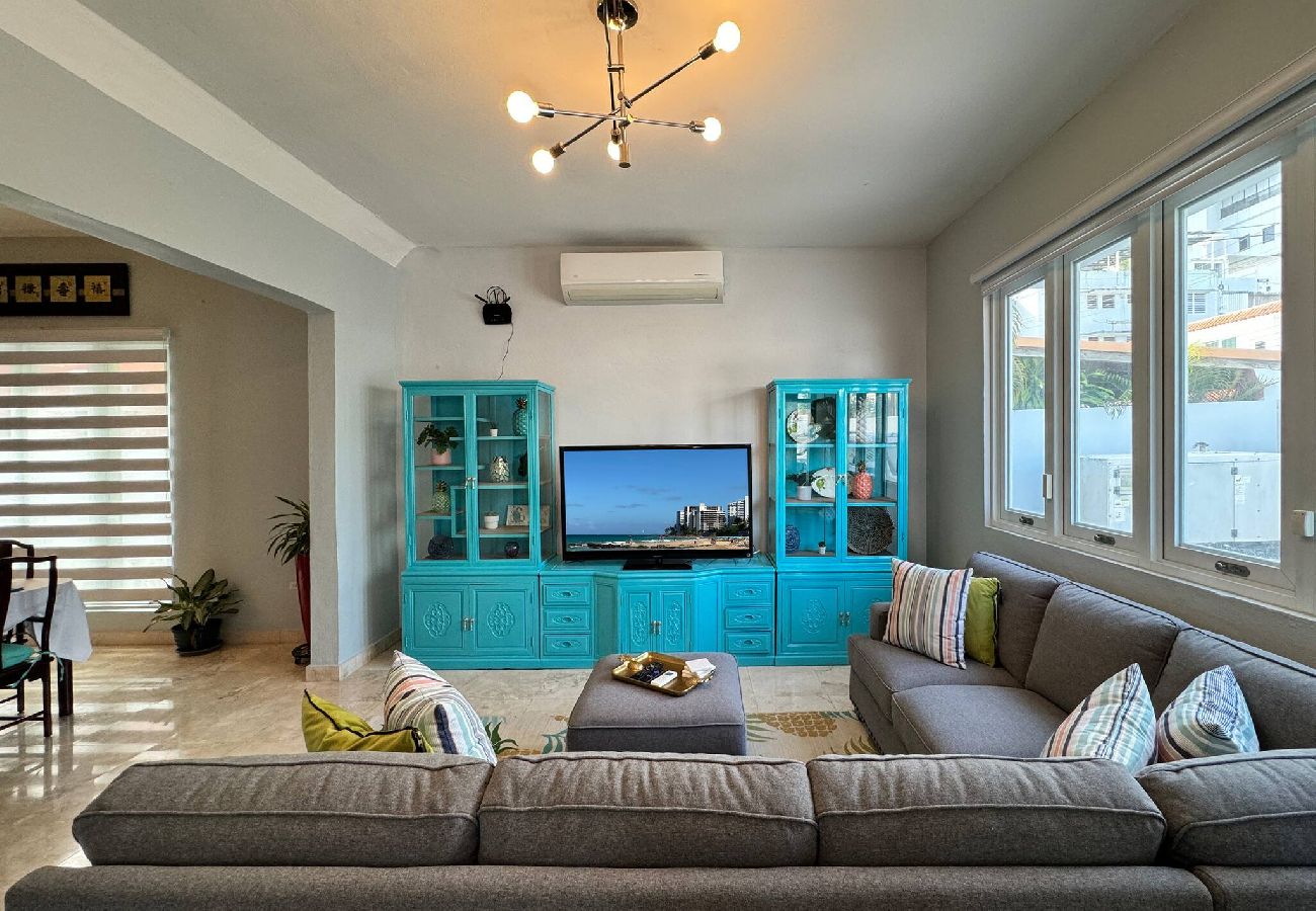 Casa en San Juan - Condado Laguna Villa w/Pool 5 Bd 3 Ba - Generator 