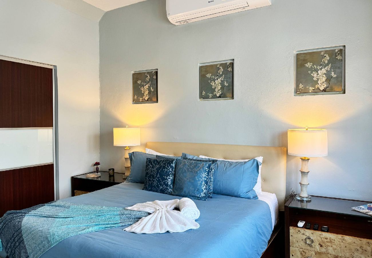 Casa en San Juan - Condado Laguna Villa w/Pool 5 Bd 3 Ba - Generator 