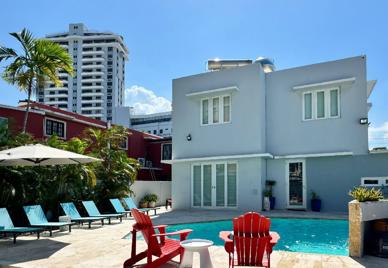Casa en San Juan - Condado Laguna Villa w/Pool 5 Bd 3 Ba - Generator 