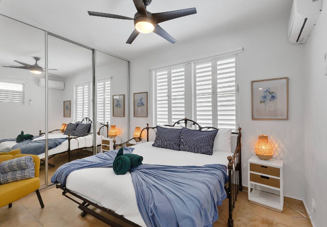 Casa en Santurce - Condado Villa 4Bd 3Ba | Spa/Generator/Parking 