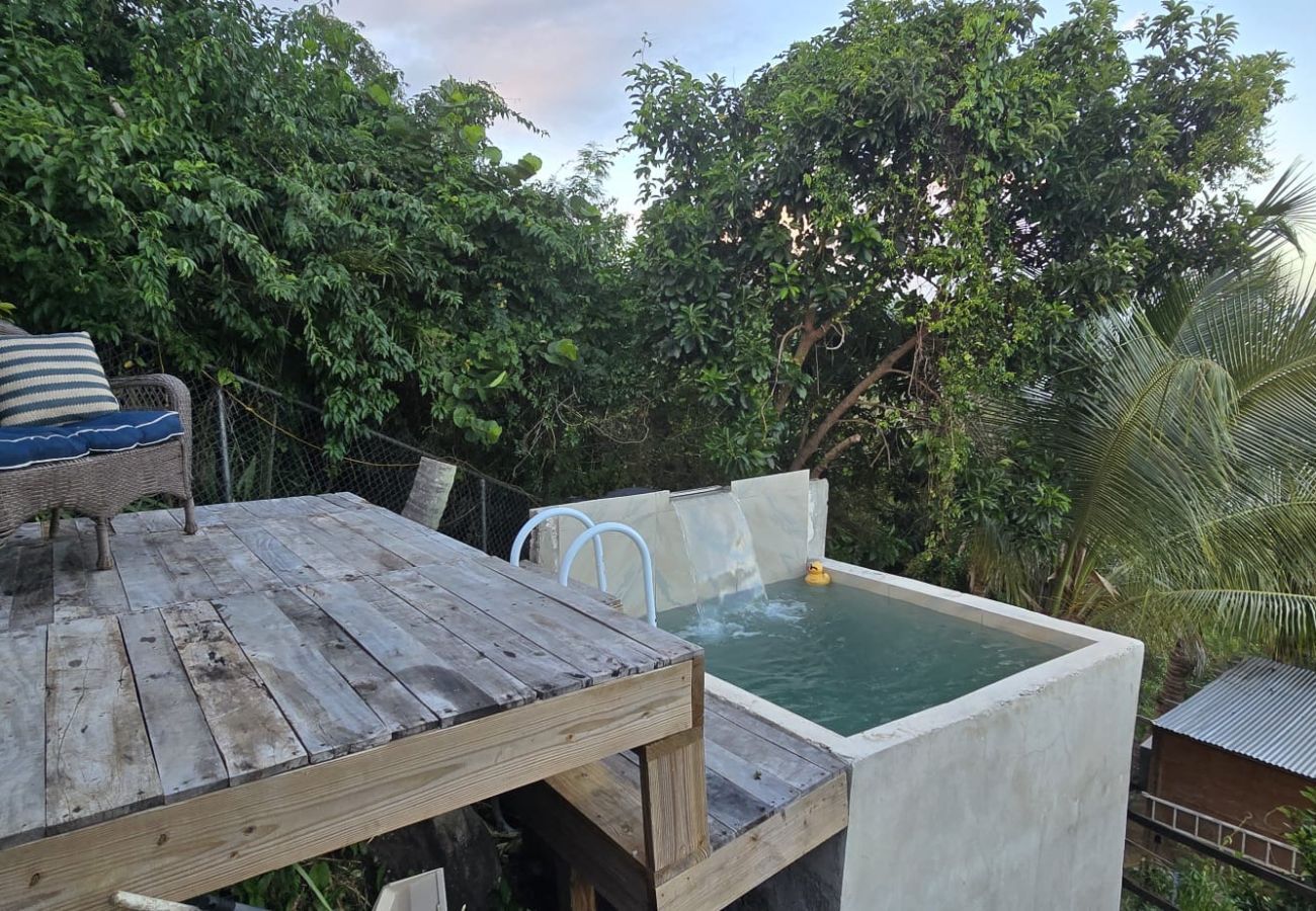 Casa en Fajardo - Casa en lo Alto - 2 Habitaciones & Amplia Terraza