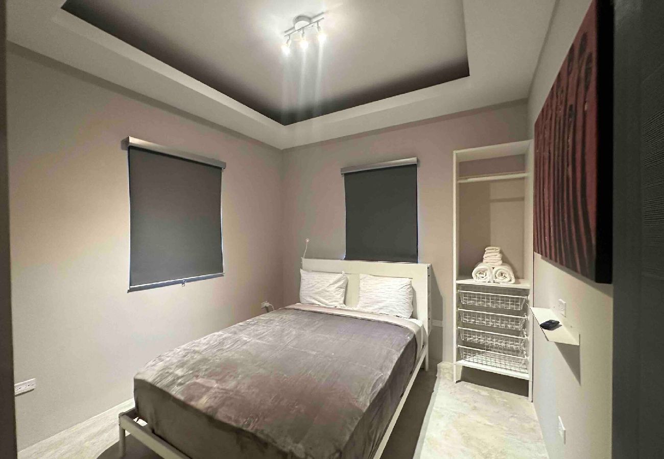 Apartamento en San Juan - 4 bedroom, 3 bathrooms, apt F 