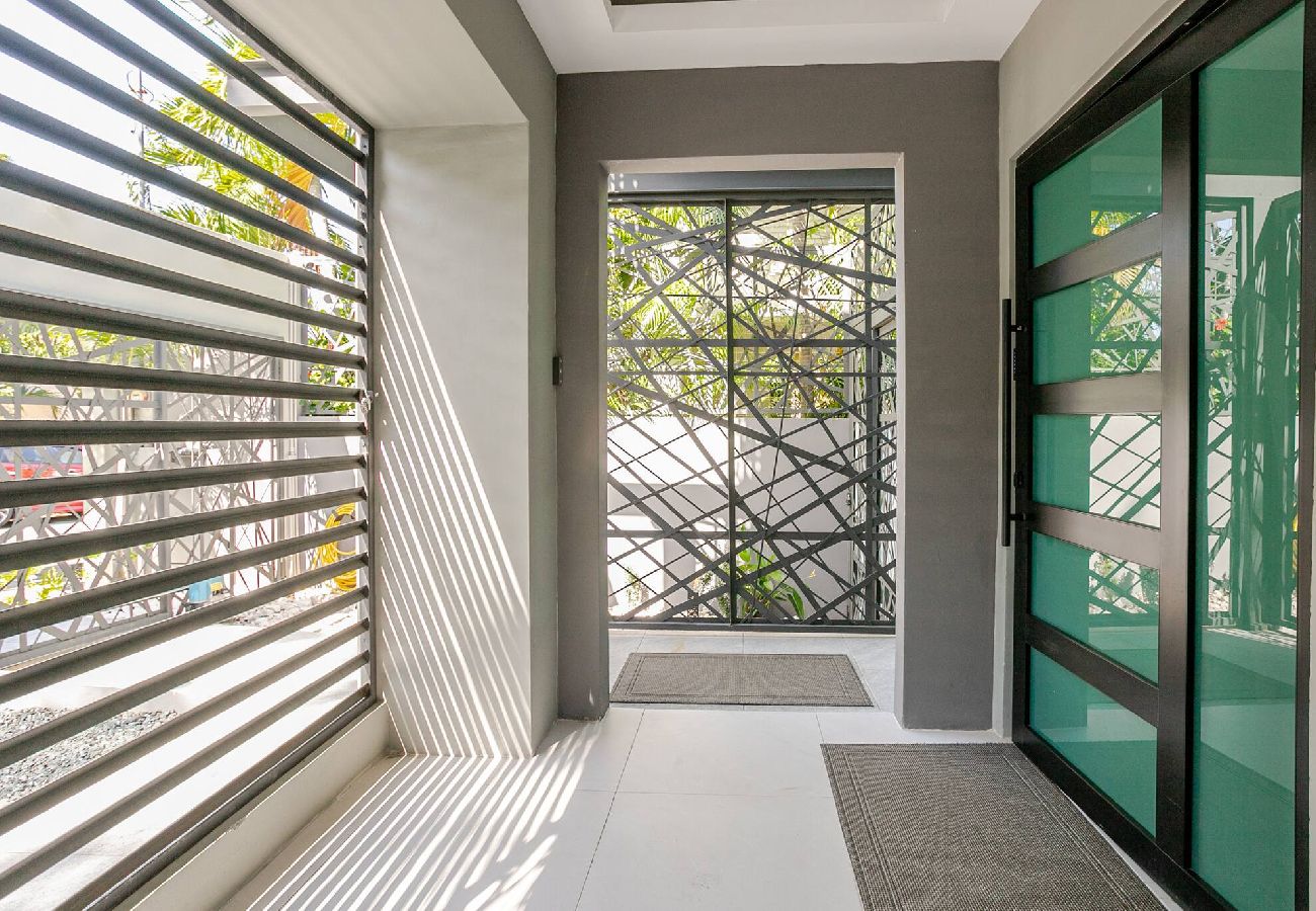 Casa en San Juan - -