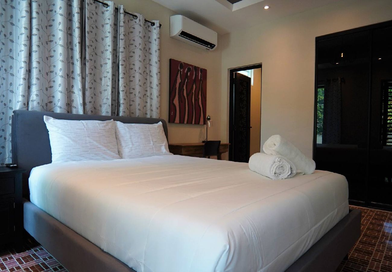 Casa en San Juan - -