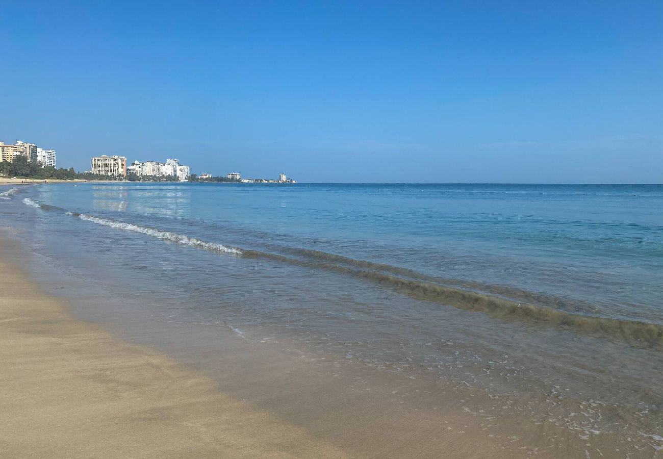 Apartamento en Luquillo - Amazing sunset/ ocean view beachfront studio 