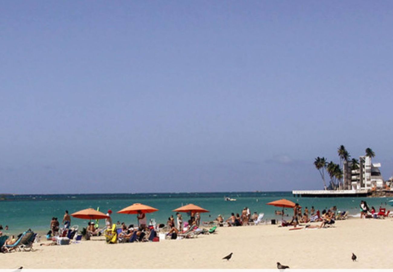 Apartamento en Luquillo - Amazing sunset/ ocean view beachfront studio 