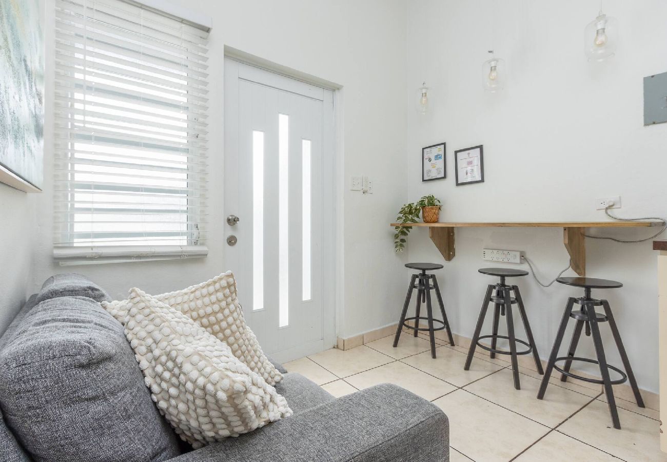 Apartamento en San Juan - Beautiful 2 Bedroom in Miramar! 