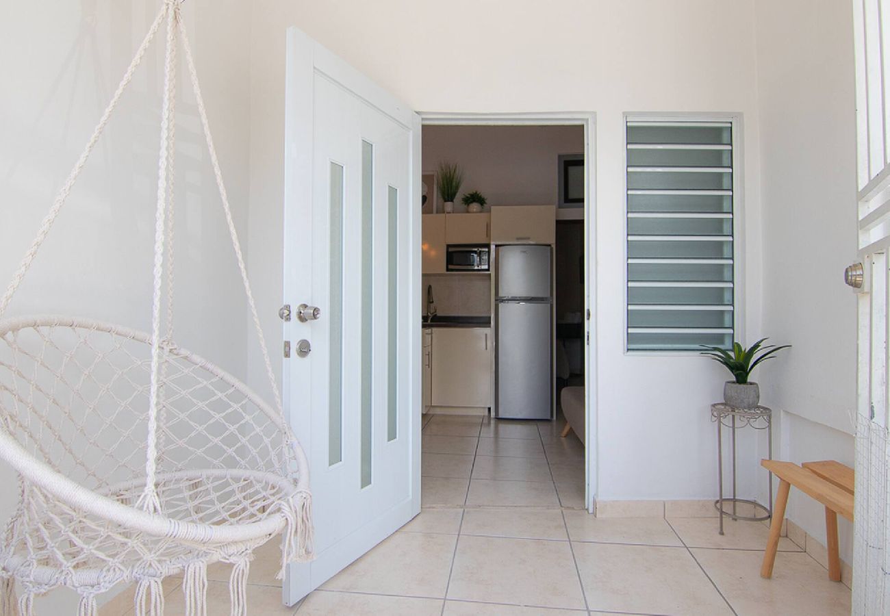 Apartamento en San Juan - Beautiful 2 Bedroom in Miramar! 