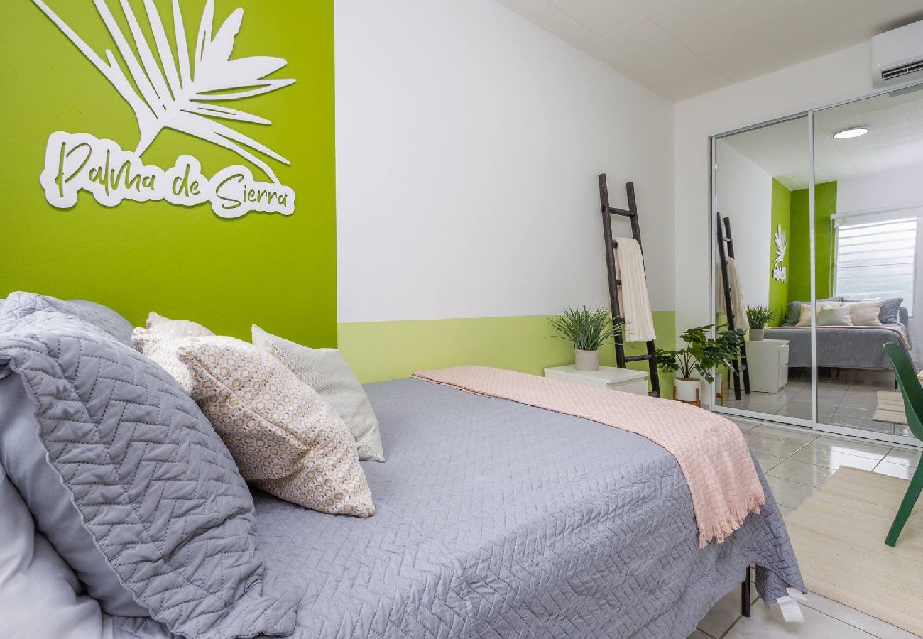 Apartamento en San Juan - Centric, Spacious, Stylish Miramar Unit, Sleeps 4 