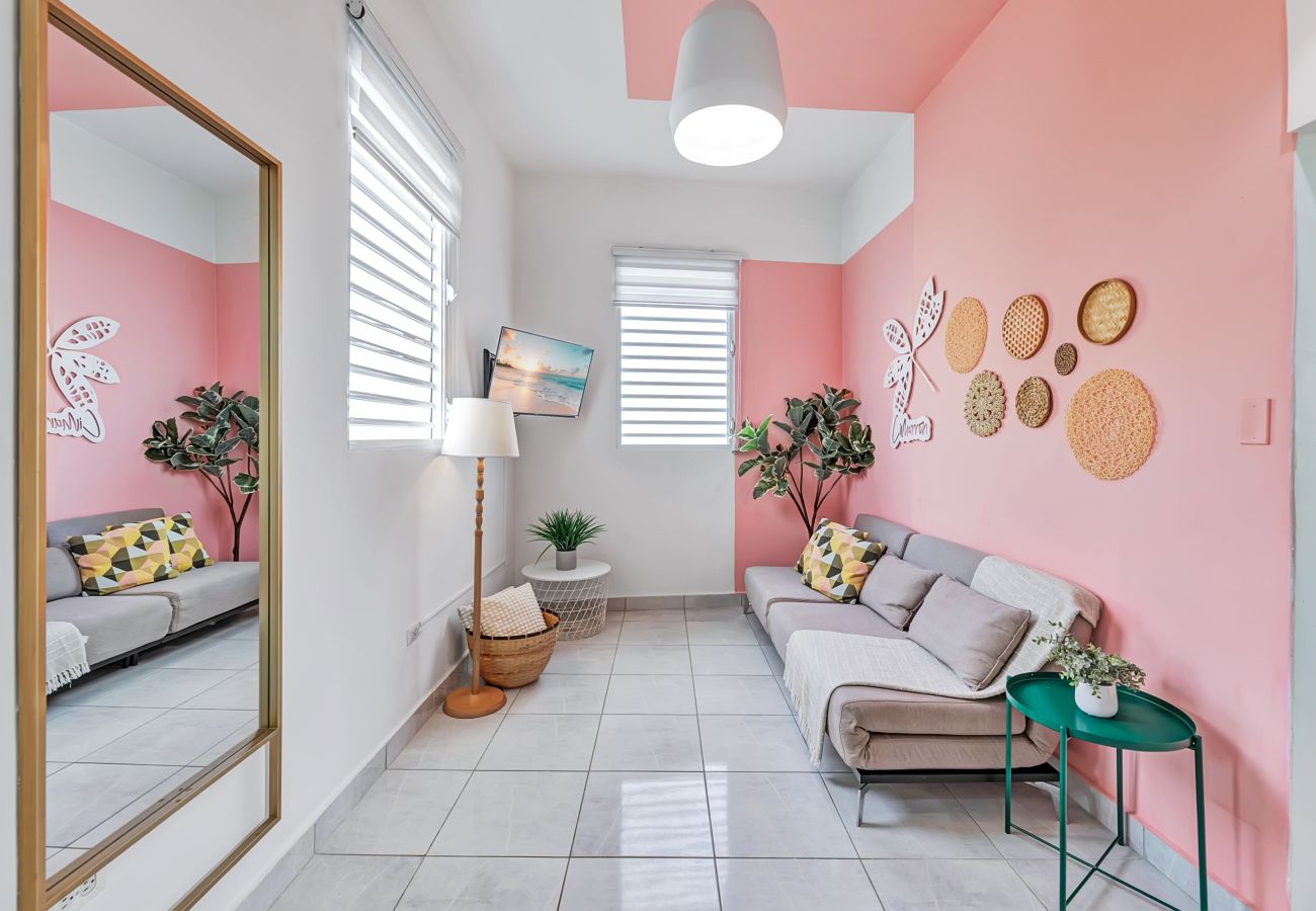 Apartamento en San Juan - Centric, Spacious, Stylish Miramar Unit, Sleeps 4 
