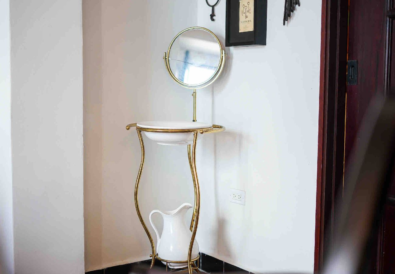 Apartamento en San Juan - Old San Juan Colonial Gem 