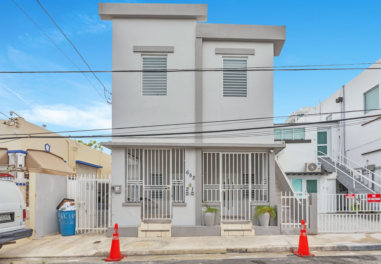 Apartamento en San Juan - Bright, Centric  and Cozy Studio In The Heart of Miramar 