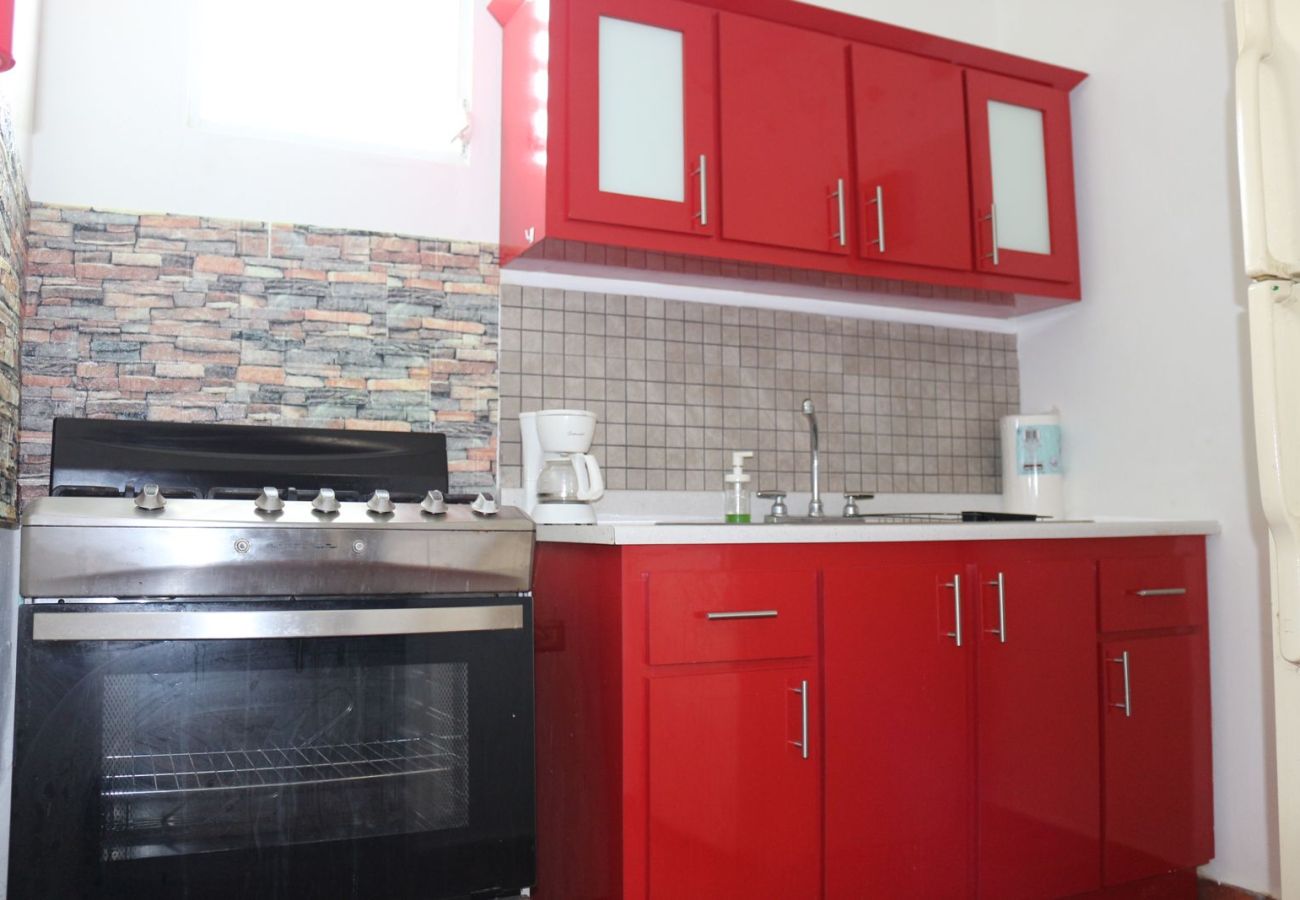 Apartamento en Vega Baja - Comfortable 2BR Getaway for 6 Guests with Pool Access