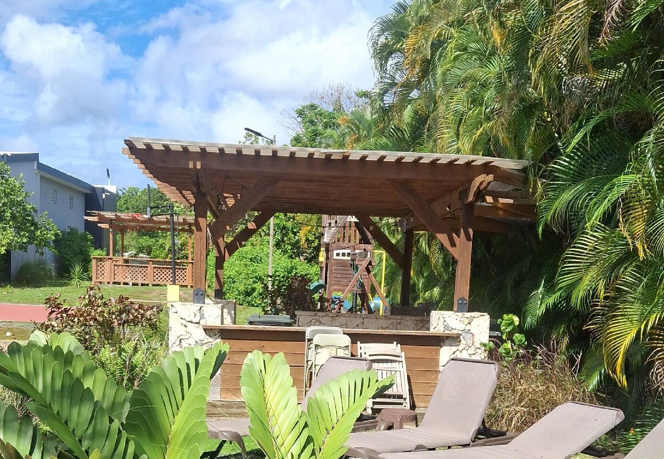 Apartamento en Vega Baja - Tropical Retreat for Couples with Pool Access