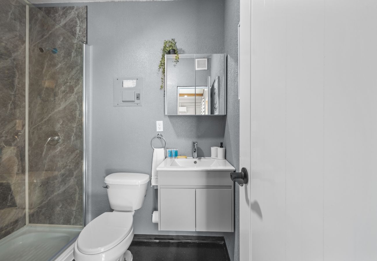 Apartamento en Vega Baja - Charming 1-Bedroom Beach Apartment for 4