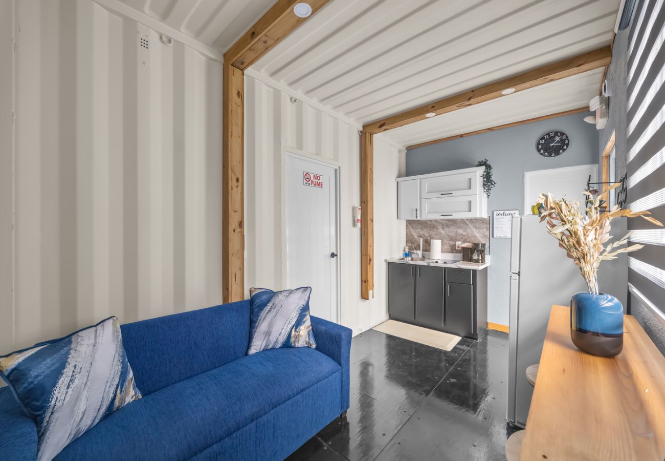 Apartamento en Vega Baja - Charming 1-Bedroom Beach Apartment for 4