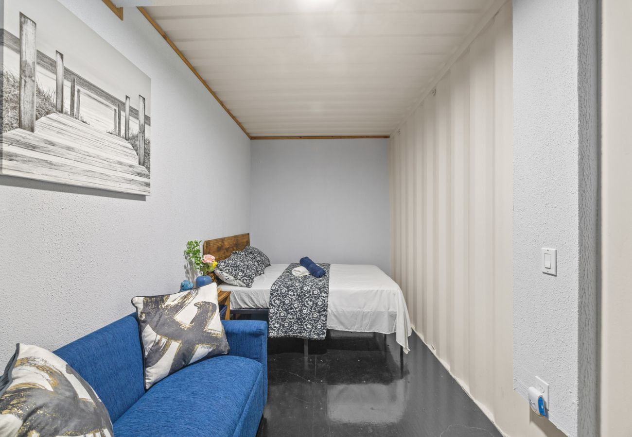 Apartamento en Vega Baja - Charming 1-Bedroom Beach Apartment for 4